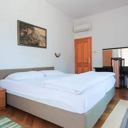 Orhan Hotel 3*